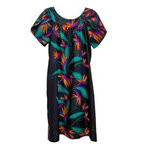 Hilo Hattie Size Large Hawaiian Tropical Birds of Paradise Hawaii Muumuu Dress